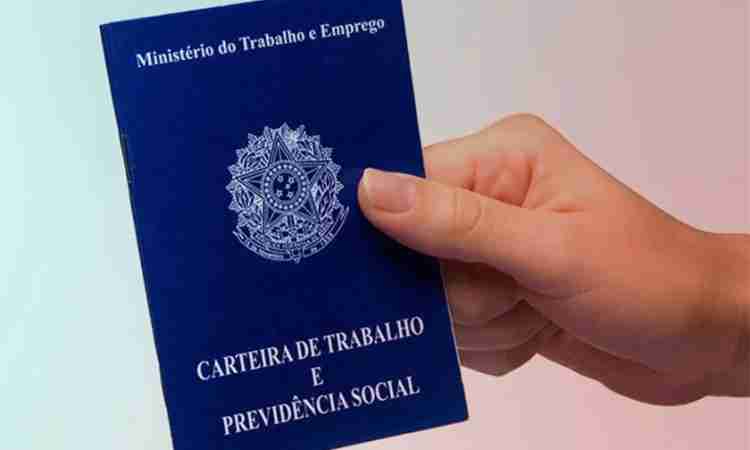 Ceará cria mais de 25 mil empregos com carteira assinada no primeiro semestre de 2025